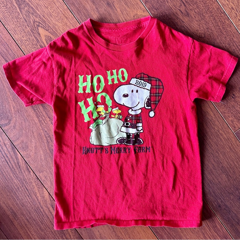 Peanuts Camp Snoopy- “Knott’s Merry Farm”, 2019-Christmas Shirt, Size Medium